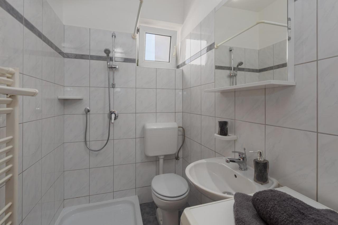 PUY Apartments Emil מראה חיצוני תמונה