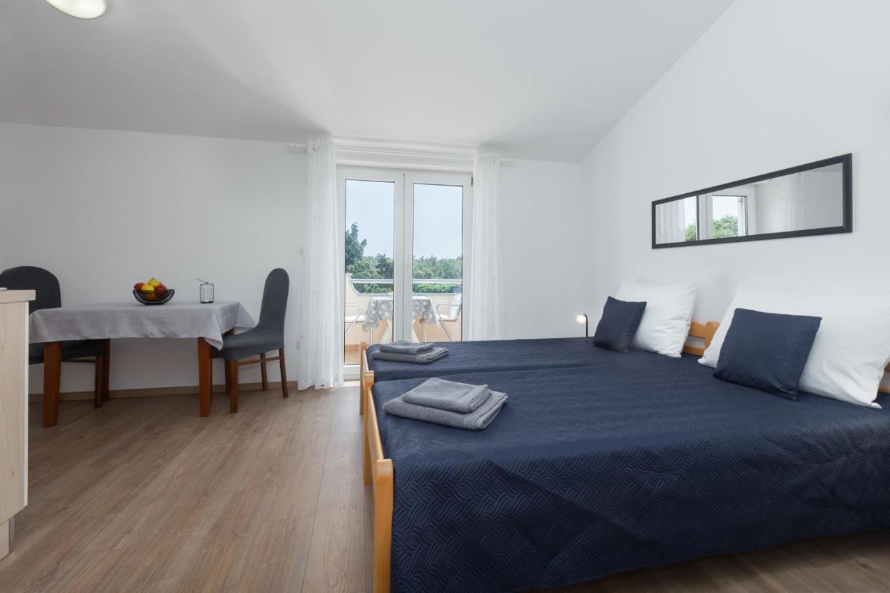 PUY Apartments Emil מראה חיצוני תמונה